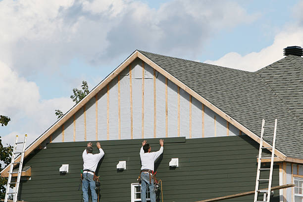 Professional Siding Contractor technician working in Rome, GA